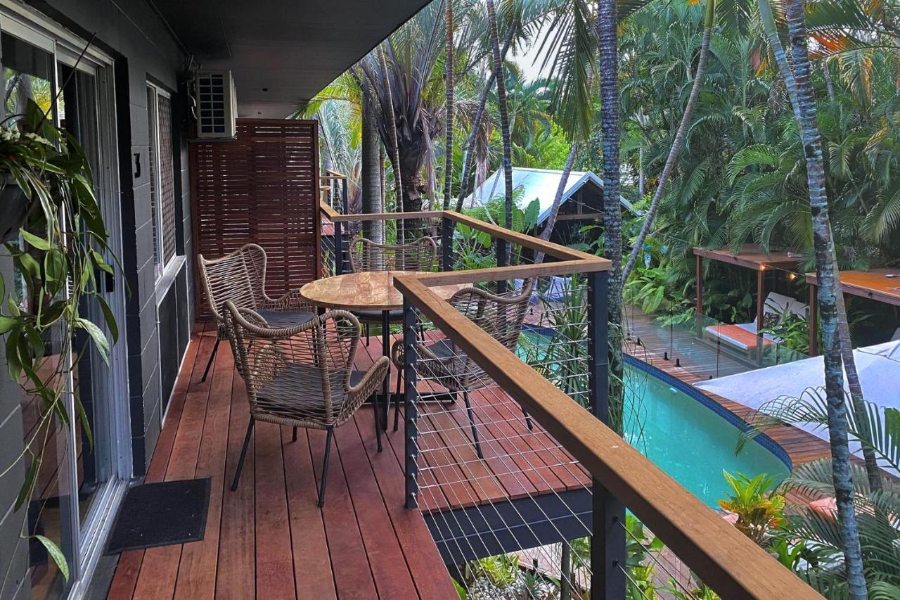 The Palms At Palm Cove Aparthotel Екстериор снимка