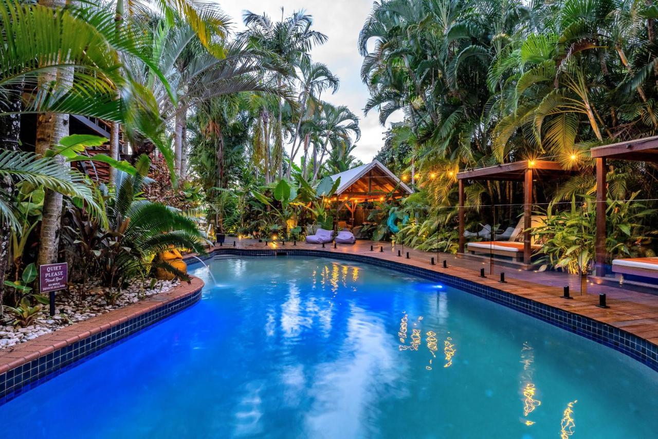 The Palms At Palm Cove Aparthotel Екстериор снимка