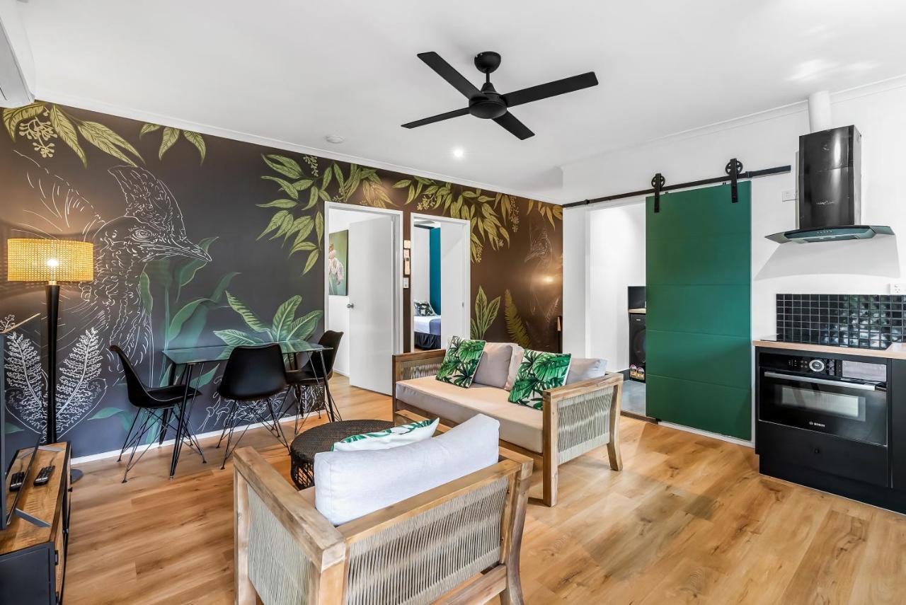 The Palms At Palm Cove Aparthotel Екстериор снимка