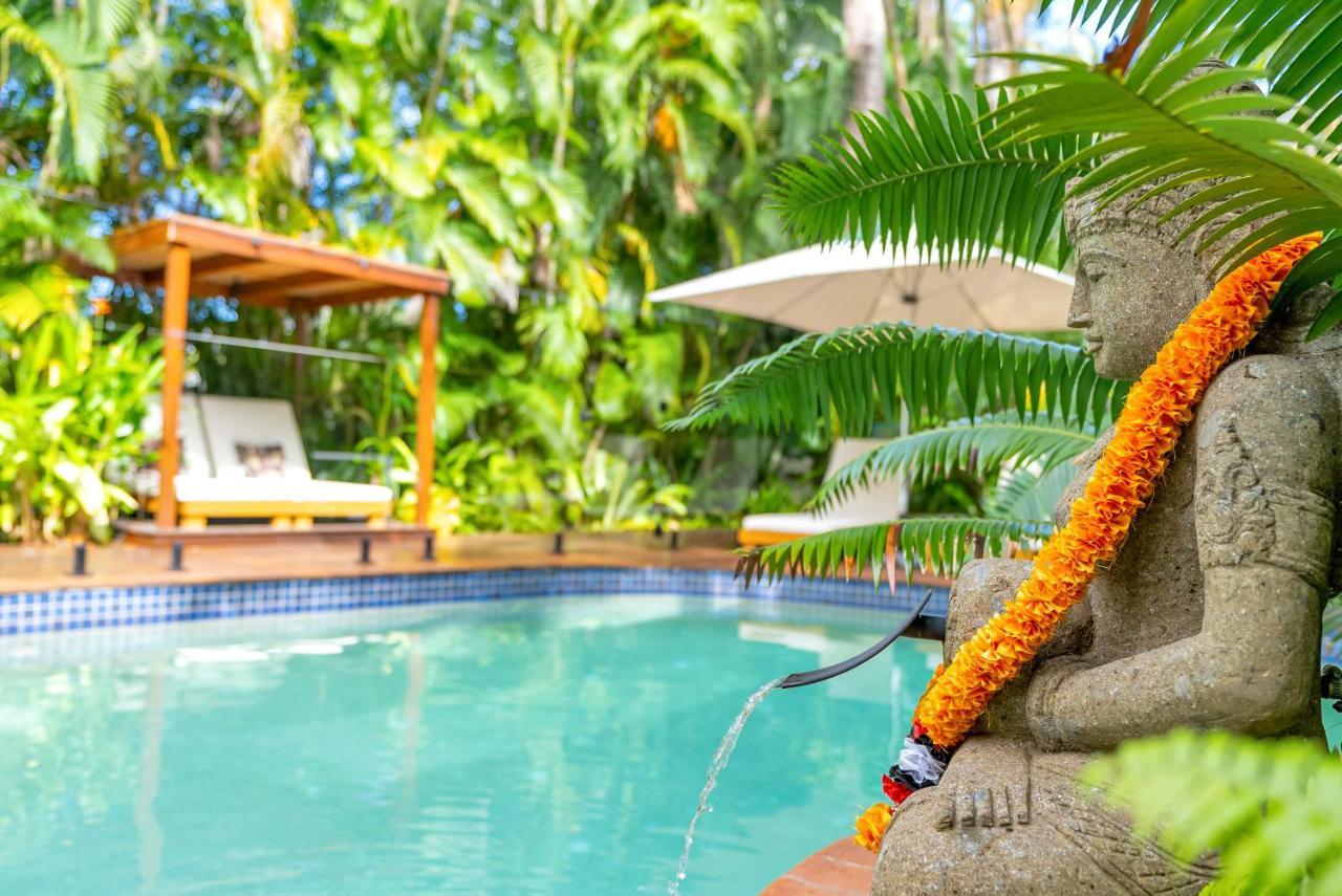 The Palms At Palm Cove Aparthotel Екстериор снимка